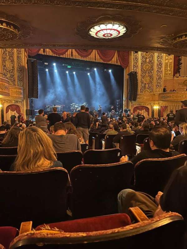 Warner Theatre, Washington D.C., section: Orchestra L, row: V, seat: 7