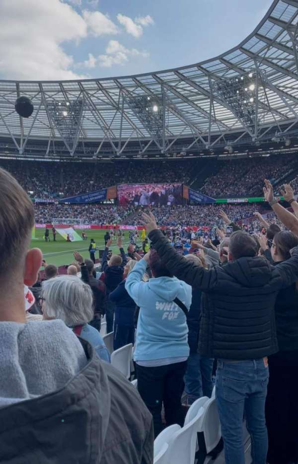 London Stadium, section: 104, row: 9, seat: 420