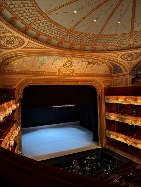 Royal Opera House, section: Amphitheatre, row: B, seat: 39