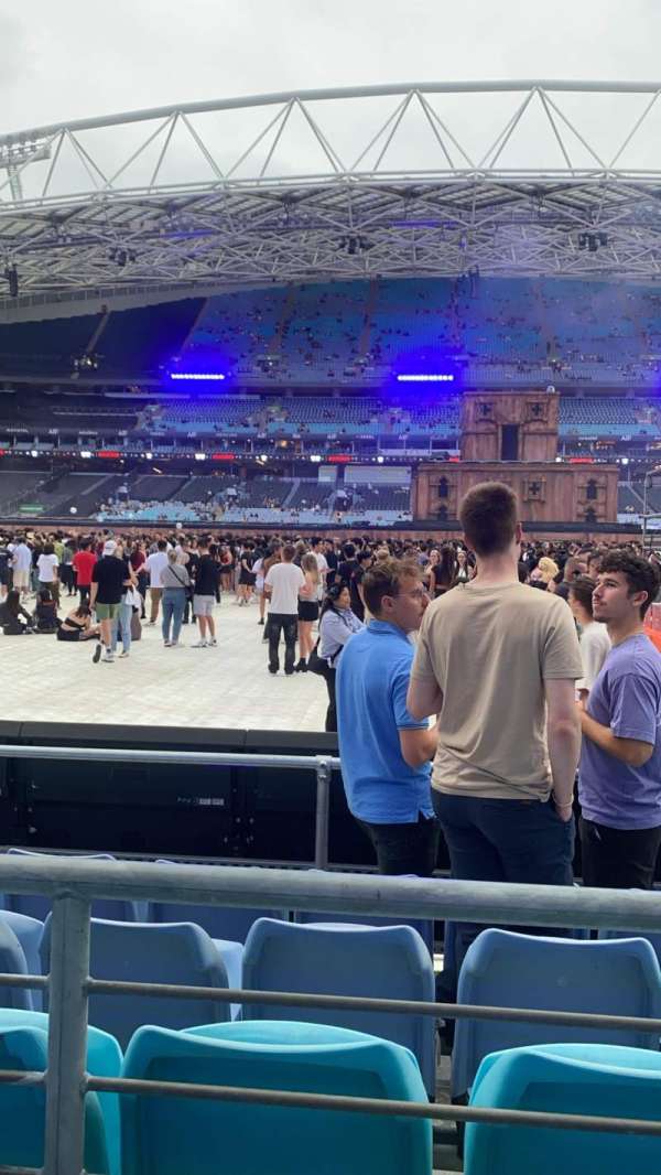 Accor Stadium, section: 107, row: 6, seat: 21