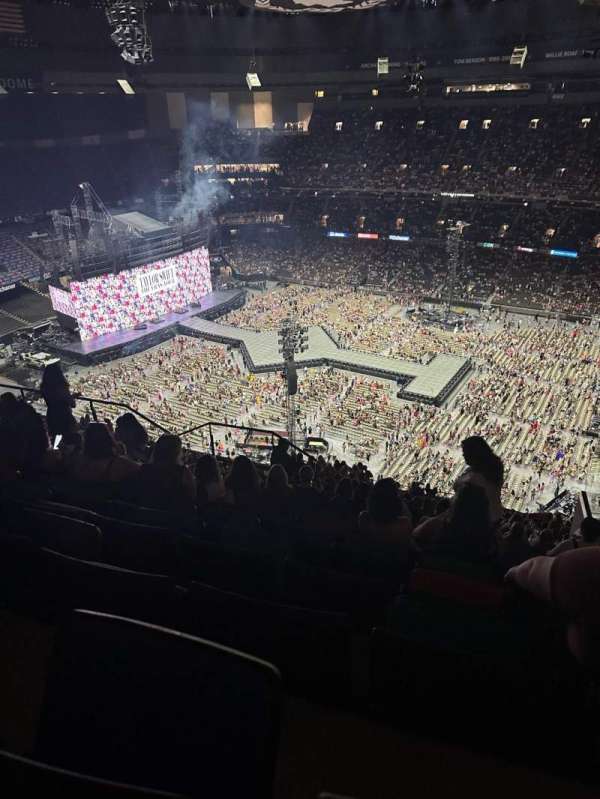 Caesars Superdome, section: 610, row: 34, seat: 18