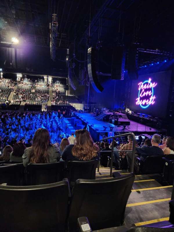 CFG Bank Arena, section: 102, row: Q, seat: 2