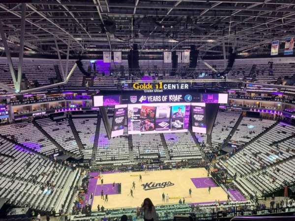 Golden 1 Center, section: 219, row: M, seat: 1