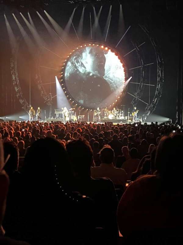 BleauLive Theater, section: 203, row: F, seat: 18