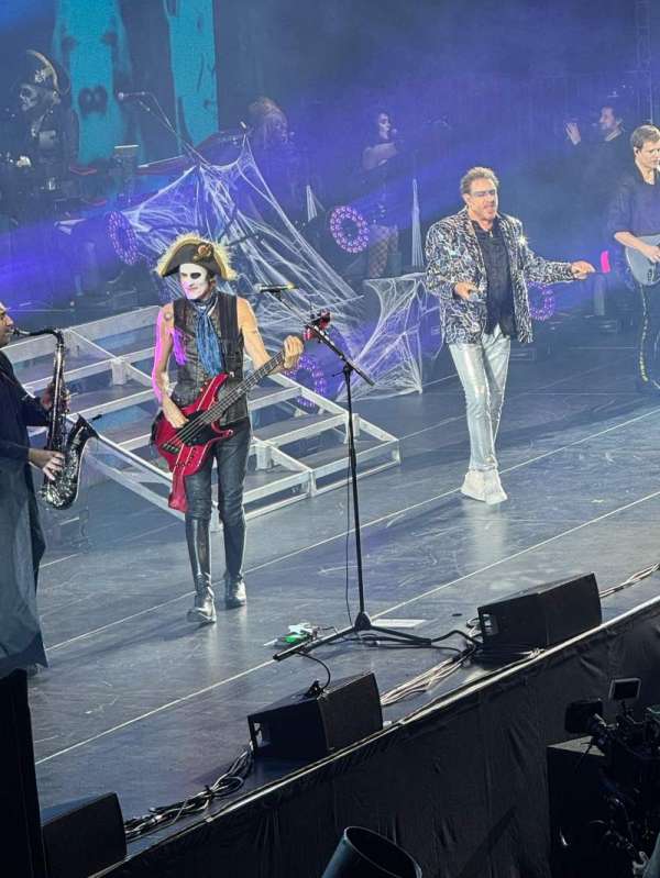 Madison Square Garden, section: 116, row: 9, seat: 12