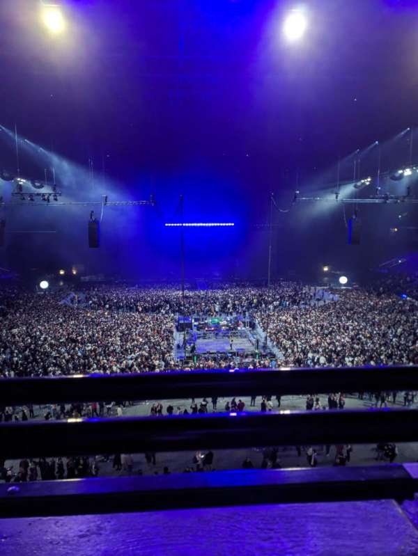 Paris La Défense Arena, section: 411, row: 41, seat: 10