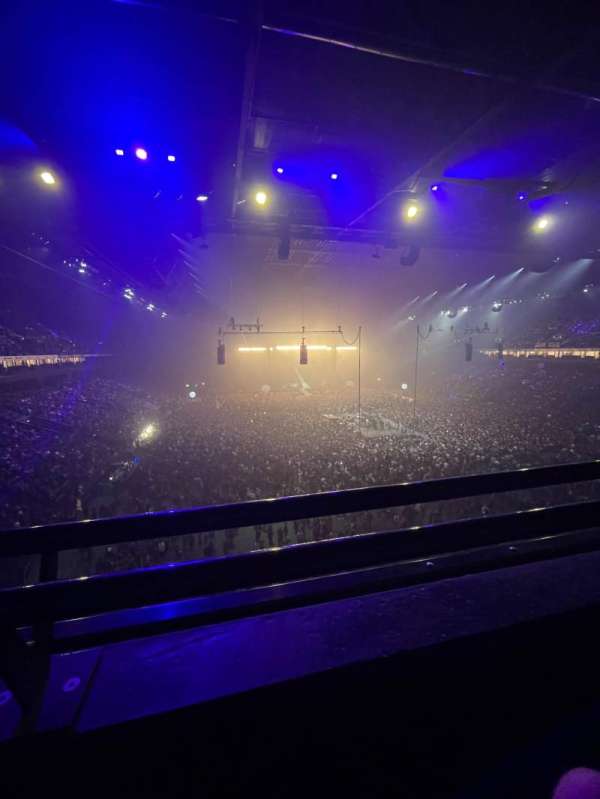 Paris La Défense Arena, section: 410, row: 41, seat: 4