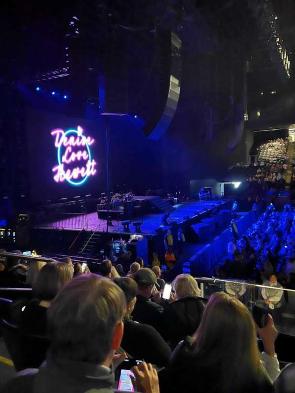 CFG Bank Arena, section: 123, row: L, seat: 17
