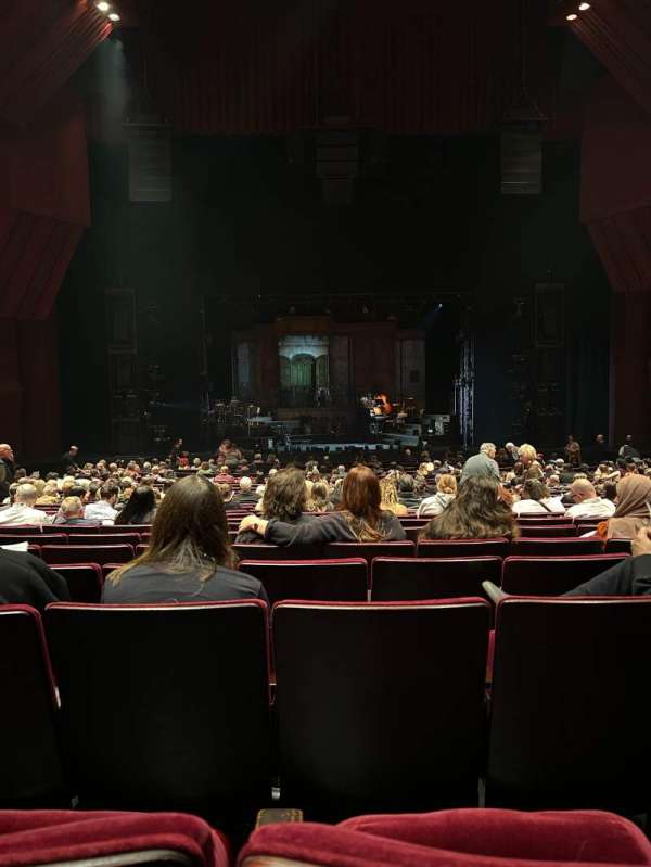 Segerstrom Hall, section: Orchestra, row: T, seat: 43