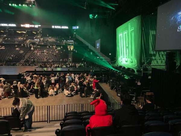 Royal Arena, section: 102, row: 15, seat: 17