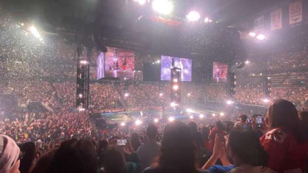 State Farm Arena, section: 121, row: V, seat: 5
