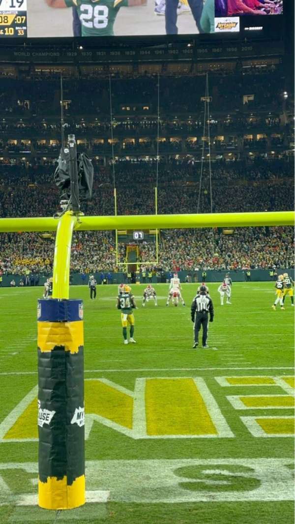 Lambeau Field, section: 102, row: 1, seat: 27