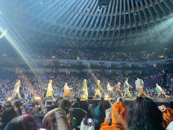 Oakland Arena, section: A, row: 5, seat: 16