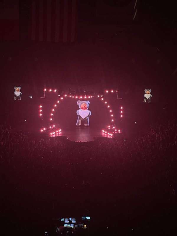 Nationwide Arena, section: 210, row: H, seat: 4