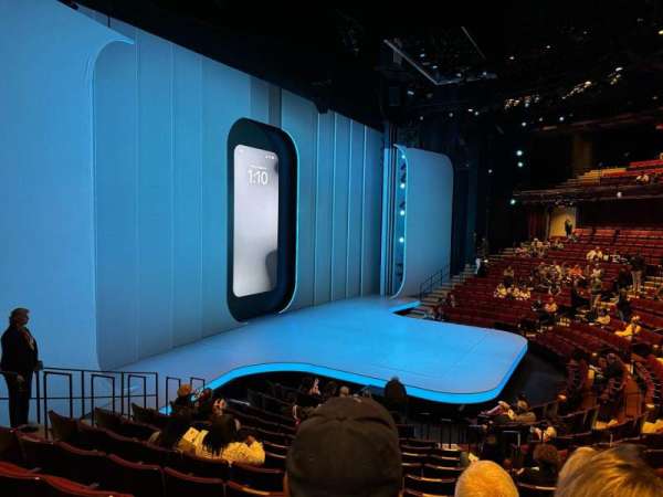 Vivian Beaumont Theater, section: Orchestra L, row: O, seat: 109