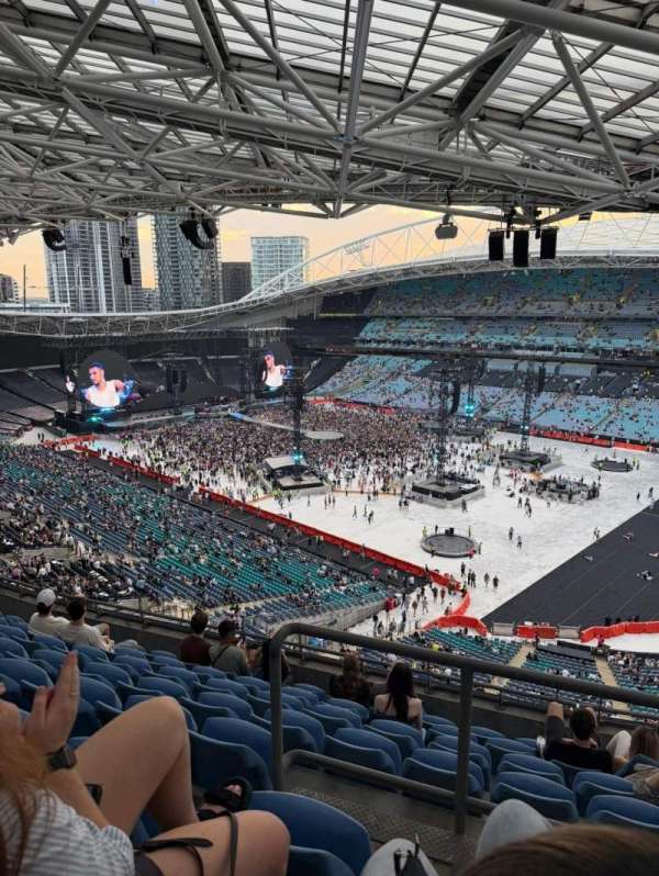 Accor Stadium, section: 613, row: 8, seat: 22