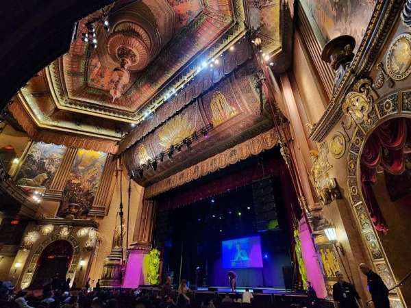 Beacon Theatre, section: Orchestra 4, row: O, seat: 34