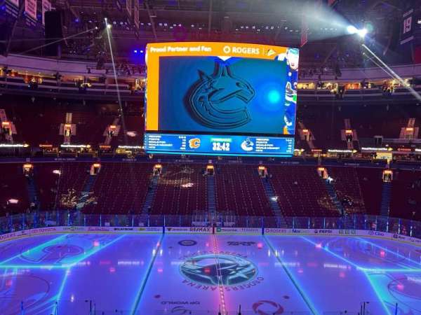 Rogers Arena, section: 323, row: 3, seat: 104