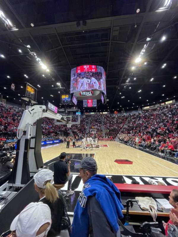 Viejas Arena, section: A, row: 1, seat: 4
