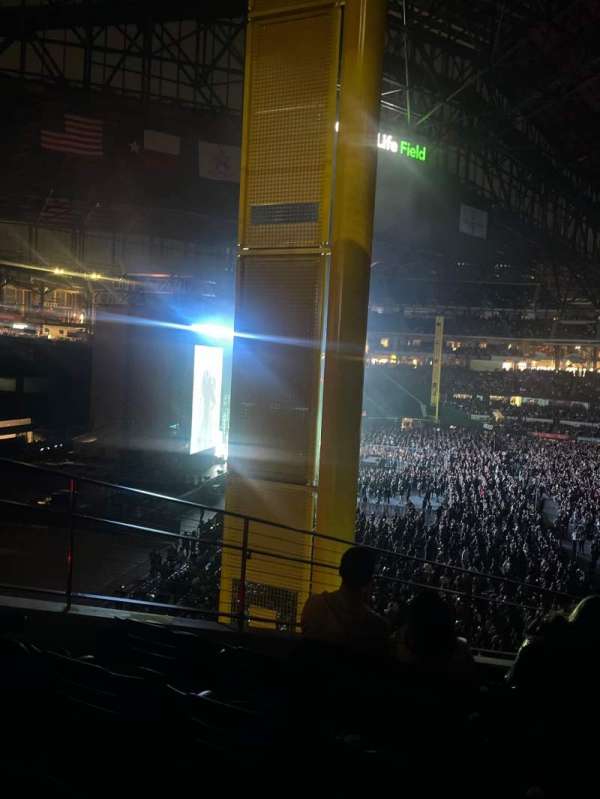 Globe Life Field, section: 101, row: 12, seat: 5