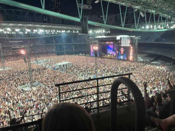 Marvel Stadium, section: L3-16, row: M, seat: 1