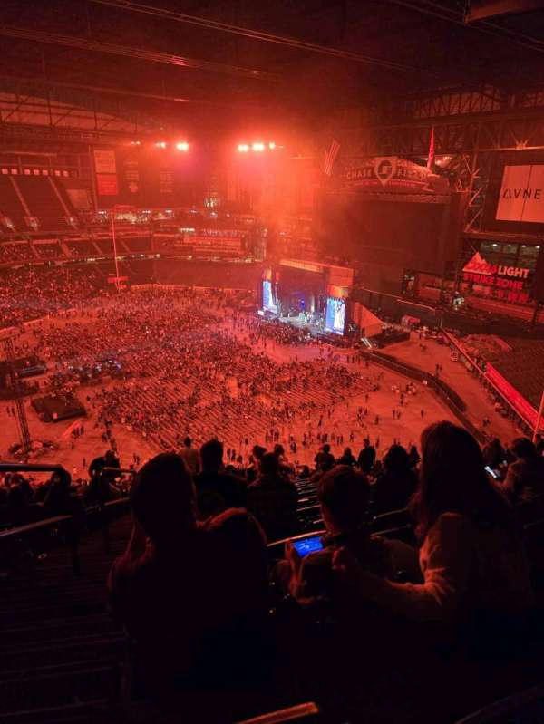 Chase Field, section: 305, row: 33, seat: 19