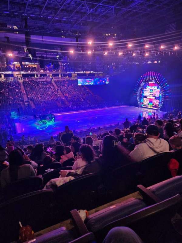 UBS Arena, section: 105, row: 23, seat: 18
