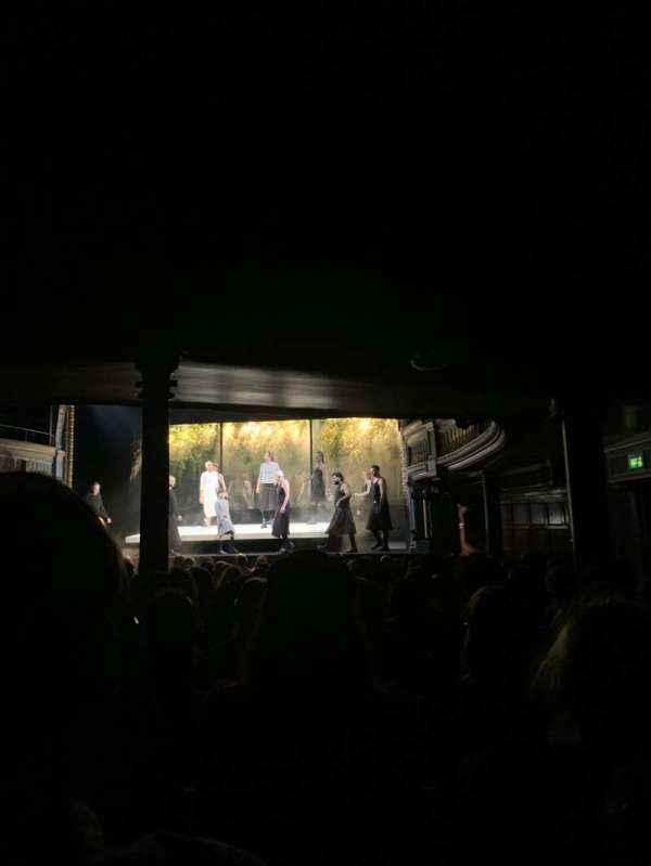 Harold Pinter Theatre, section: Stalls, row: R, seat: 5