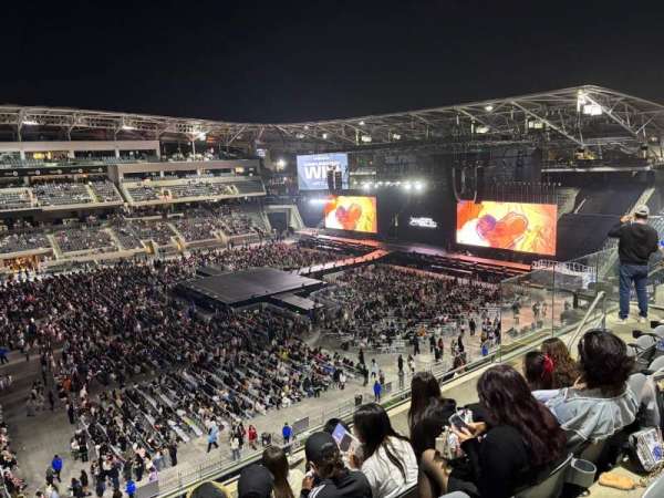 BMO Stadium, section: 213, row: P, seat: 13