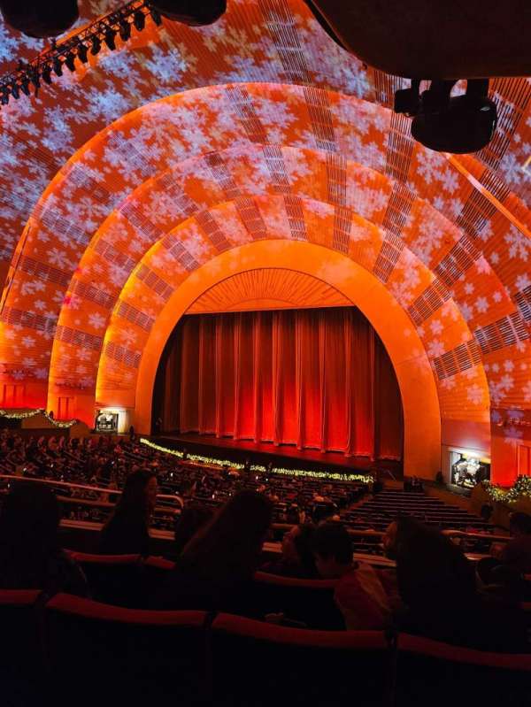 Radio City Music Hall, section: 1st Mezzanine 1, row: C, seat: 106-105