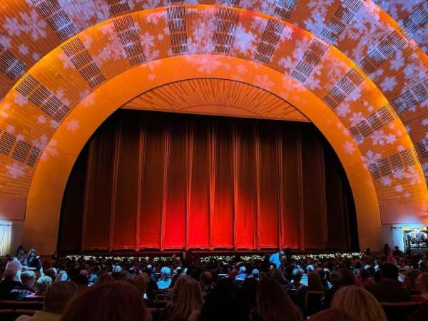 Radio City Music Hall, section: Orchestra 5, row: S