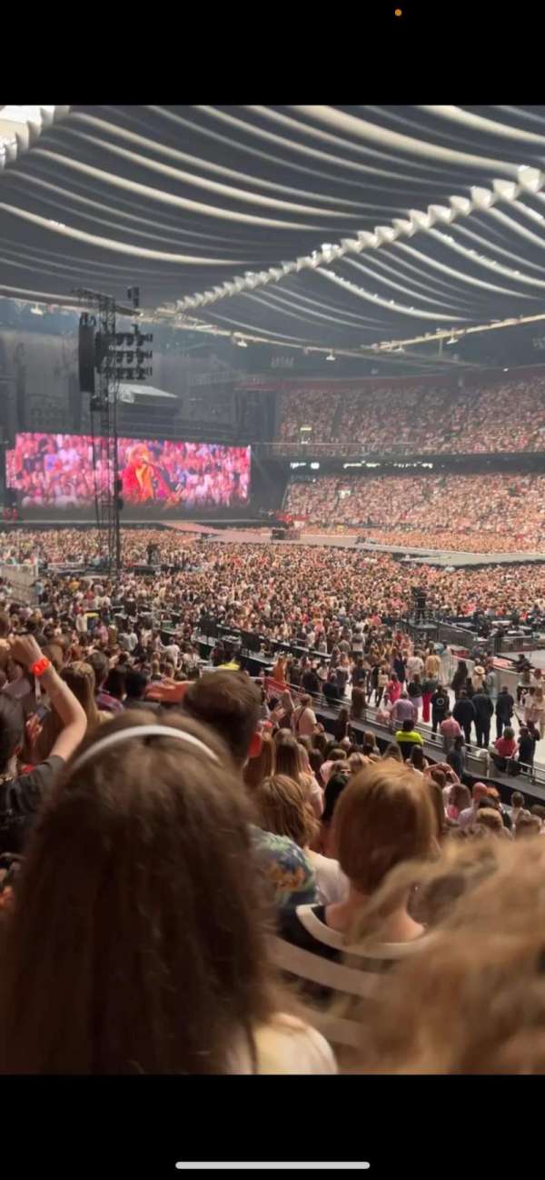 Johan Cruijff ArenA, section: 102, row: 15, seat: 62