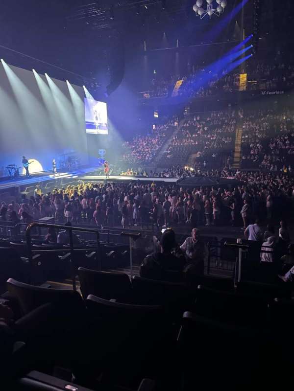 CFG Bank Arena, section: 122, row: k, seat: 7