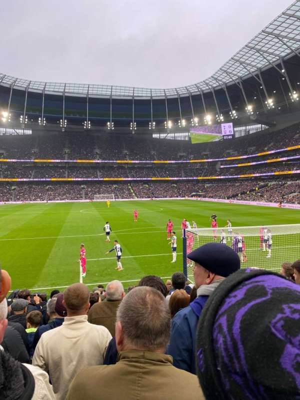 Tottenham Hotspur Stadium, section: 256, row: 14, seat: 236