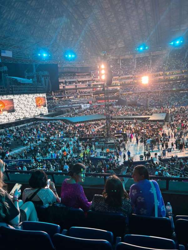 Rogers Centre, section: 235, row: 4, seat: 7