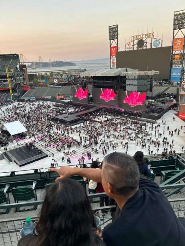 Oracle Park, section: VR304, row: 2, seat: 7