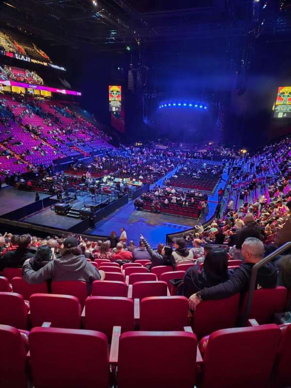 Centre Bell, section: 118, row: P, seat: 4
