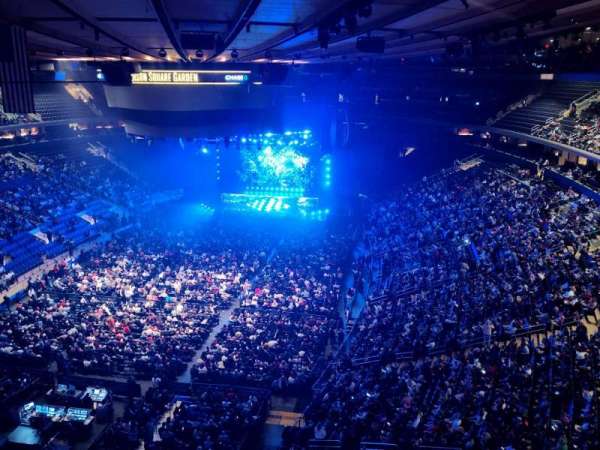Madison Square Garden, section: 307, row: 1, seat: 14