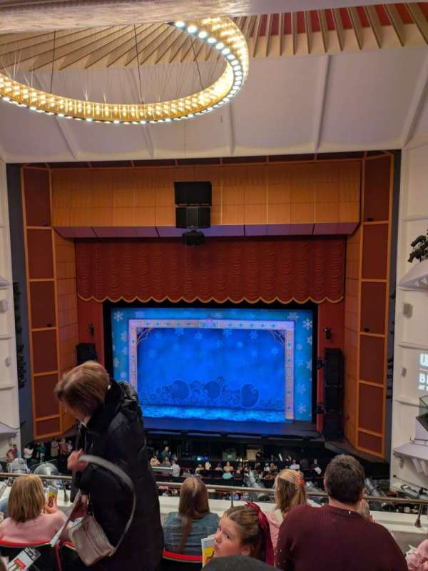 Uihlein Hall, section: Center Loge, row: D, seat: 334