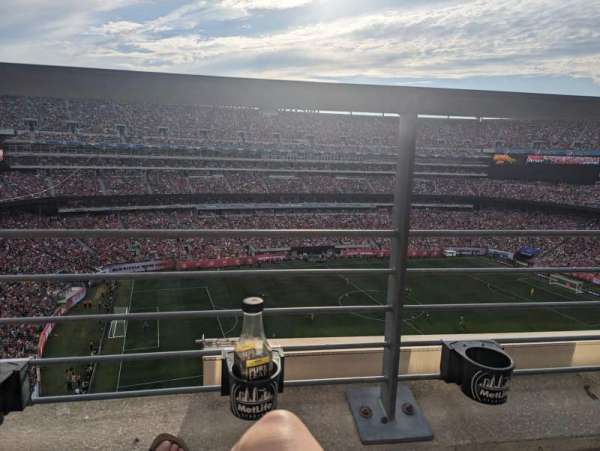 MetLife Stadium, section: 317, row: 1, seat: 10