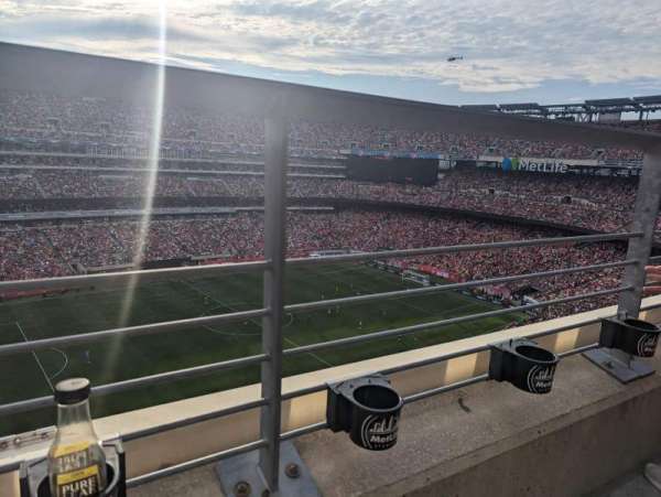 MetLife Stadium, section: 317, row: 1, seat: 10