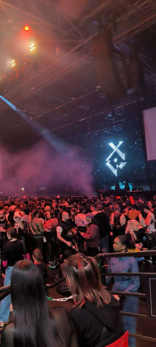 Zénith Paris, section: S, row: 7, seat: 277