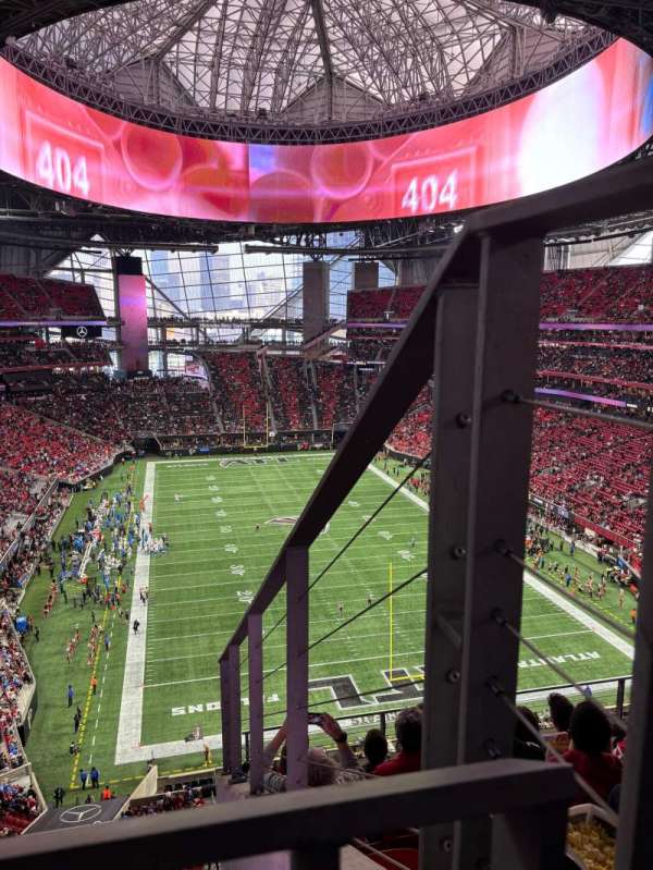 Mercedes-Benz Stadium, section: 327, row: 6, seat: 14