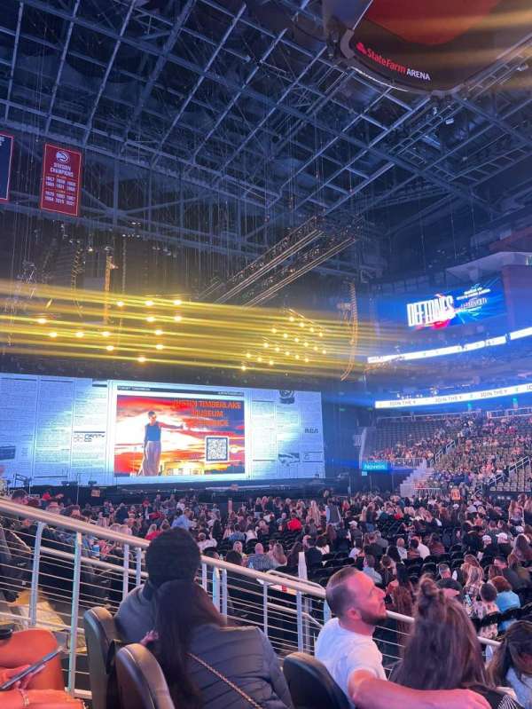State Farm Arena, section: 118, row: EE, seat: 7