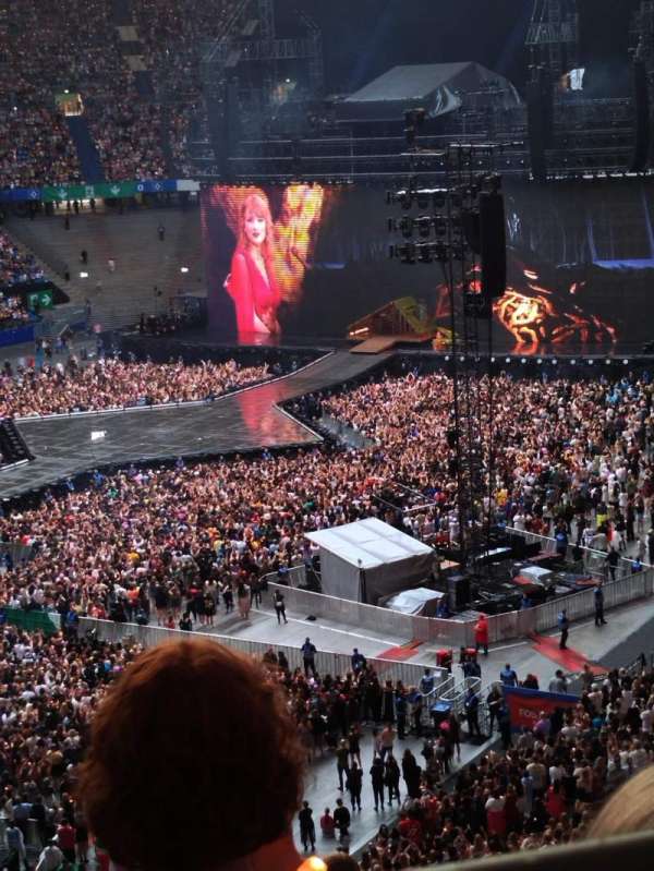 Volksparkstadion, section: 8c, row: 4, seat: 49