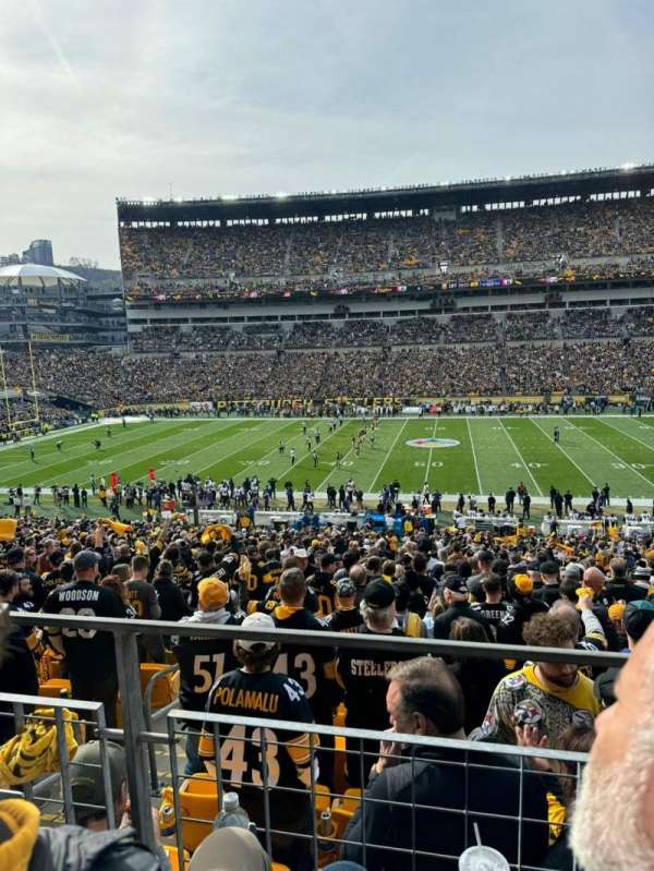 Acrisure Stadium, section: 211, row: B, seat: 19