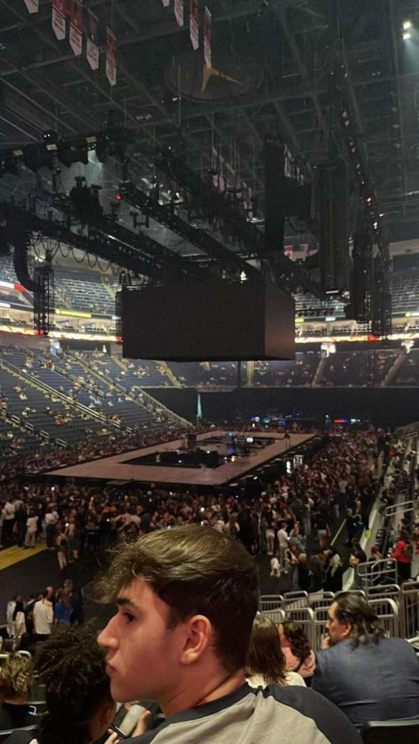 Centre Vidéotron, section: 105, row: HH, seat: 10