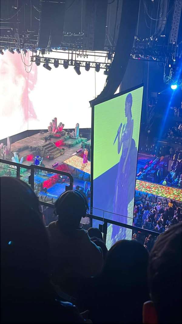 CFG Bank Arena, section: 219, row: E, seat: 14
