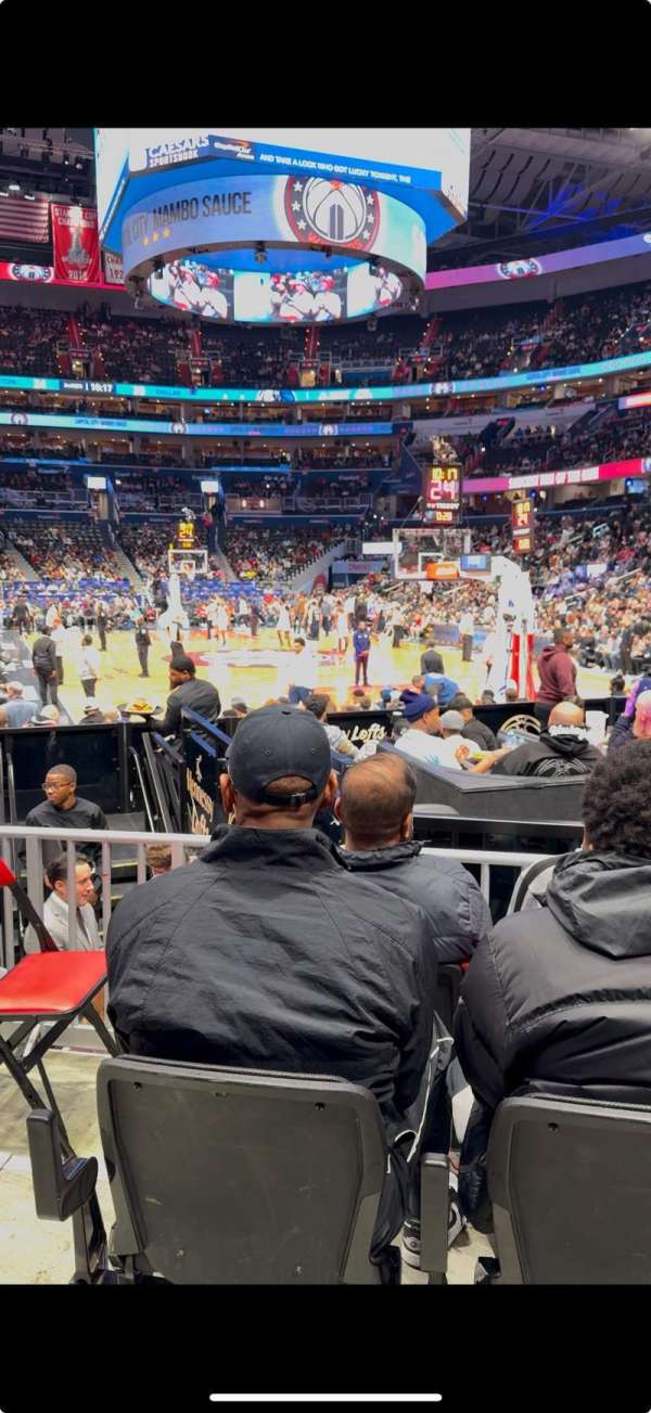 Capital One Arena, section: 115, row: D, seat: 5