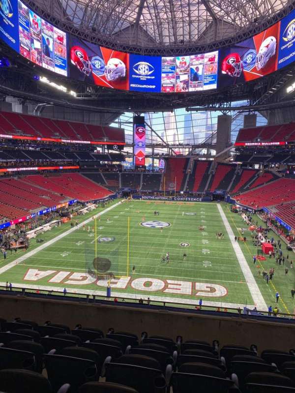 Mercedes-Benz Stadium, section: 223, row: 6, seat: 9